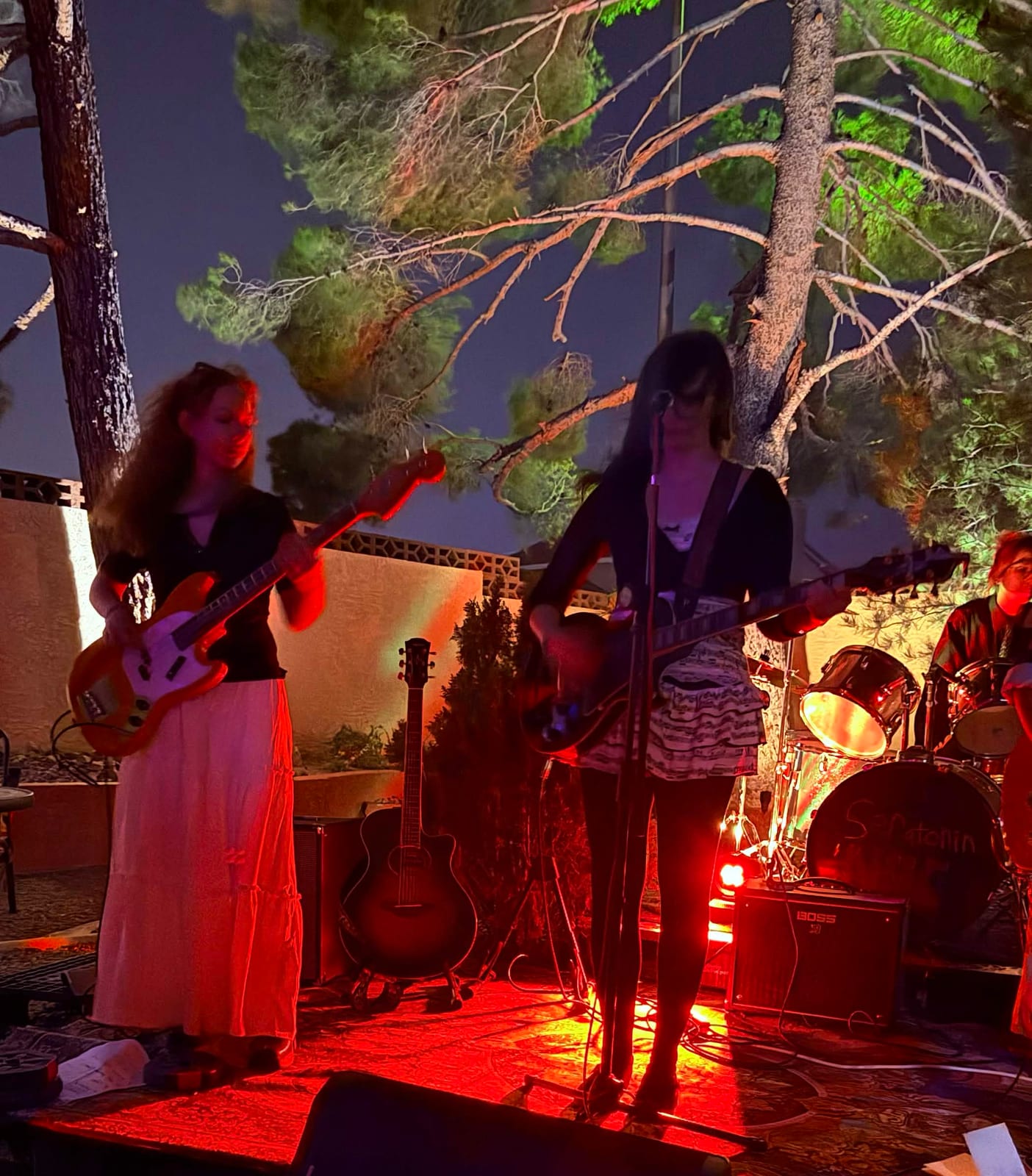 The End of All Things live at Vibrant Manor, Las Vegas — photo 2 of 3